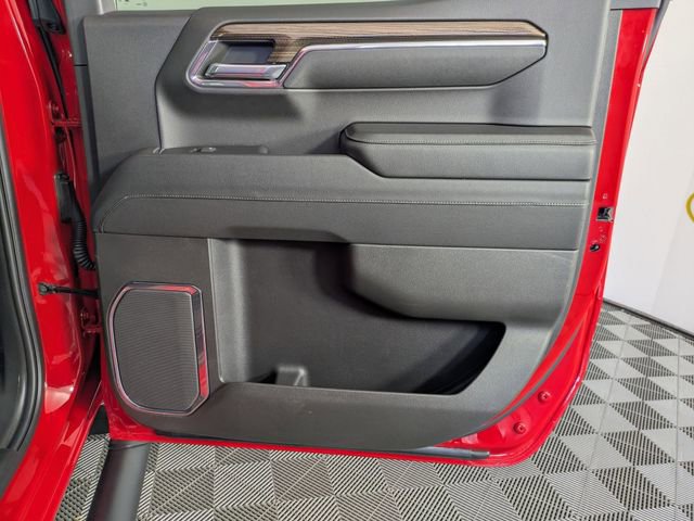 Used 2024 Chevrolet Silverado 1500 LT Trail Boss w/ Convenience Package II image 32