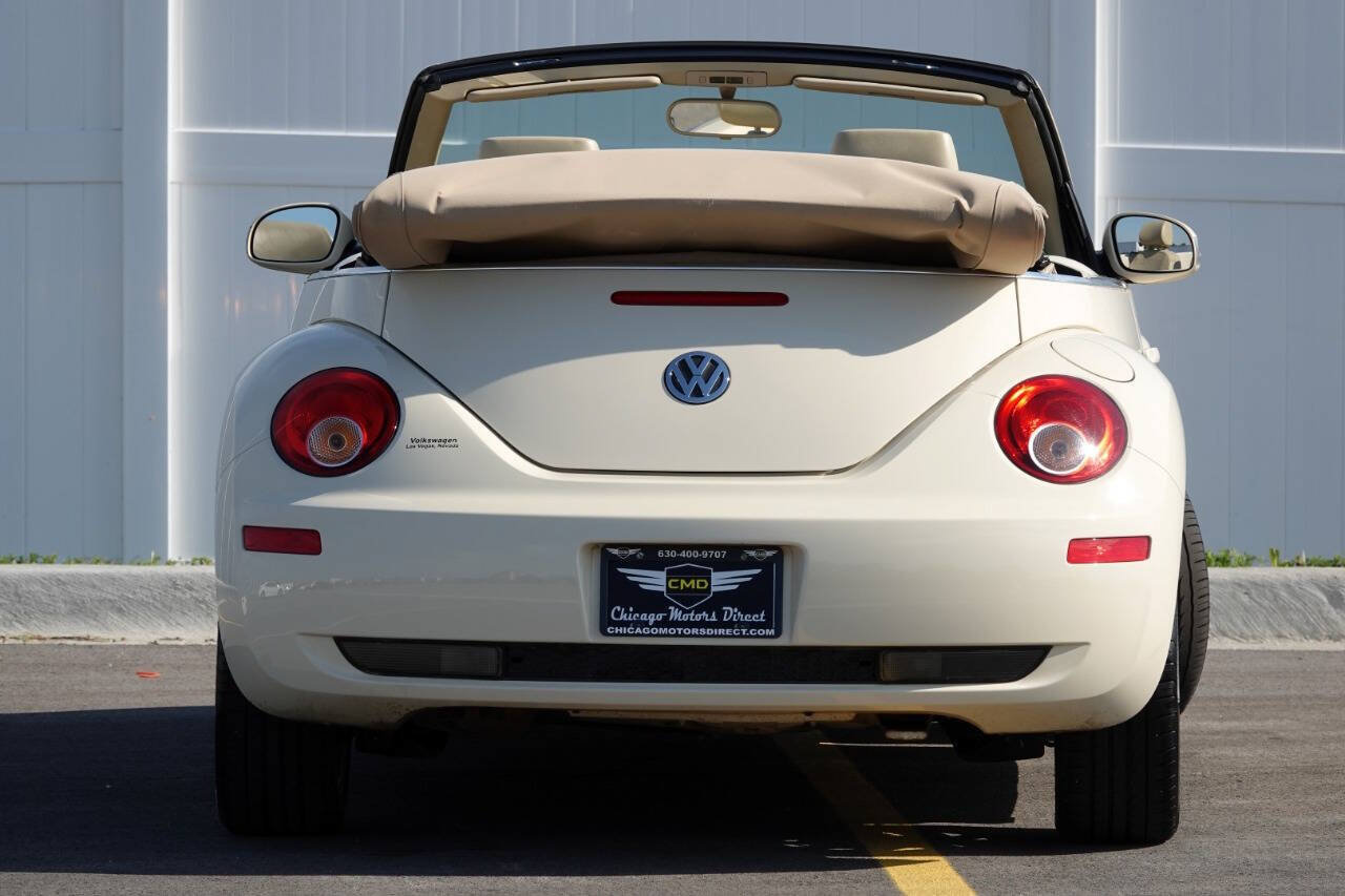 Used 2008 Volkswagen Beetle SE FWD image 26