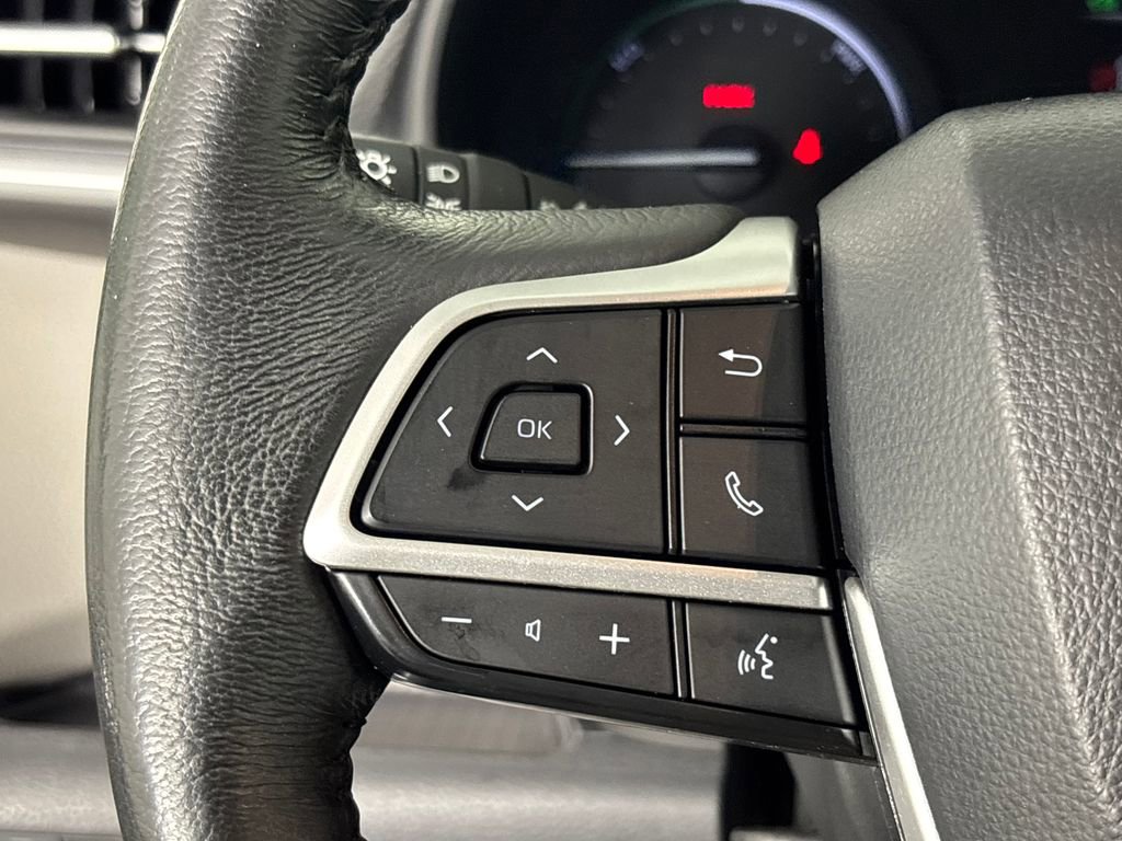 Certified 2024 Toyota Sienna XLE image 15