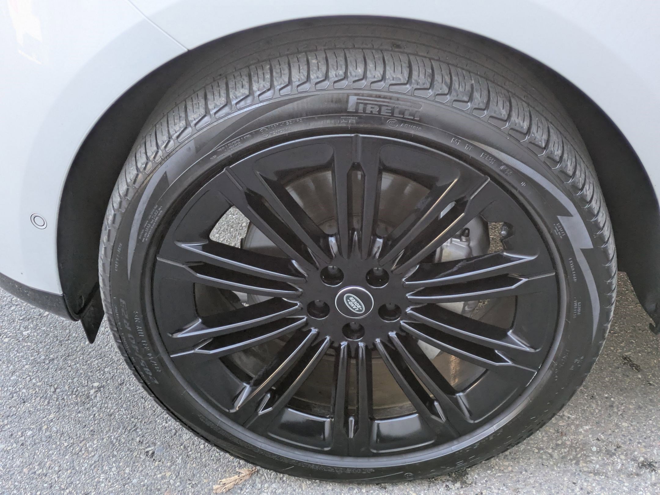 Used 2024 Land Rover Range Rover Long Wheelbase SE image 10