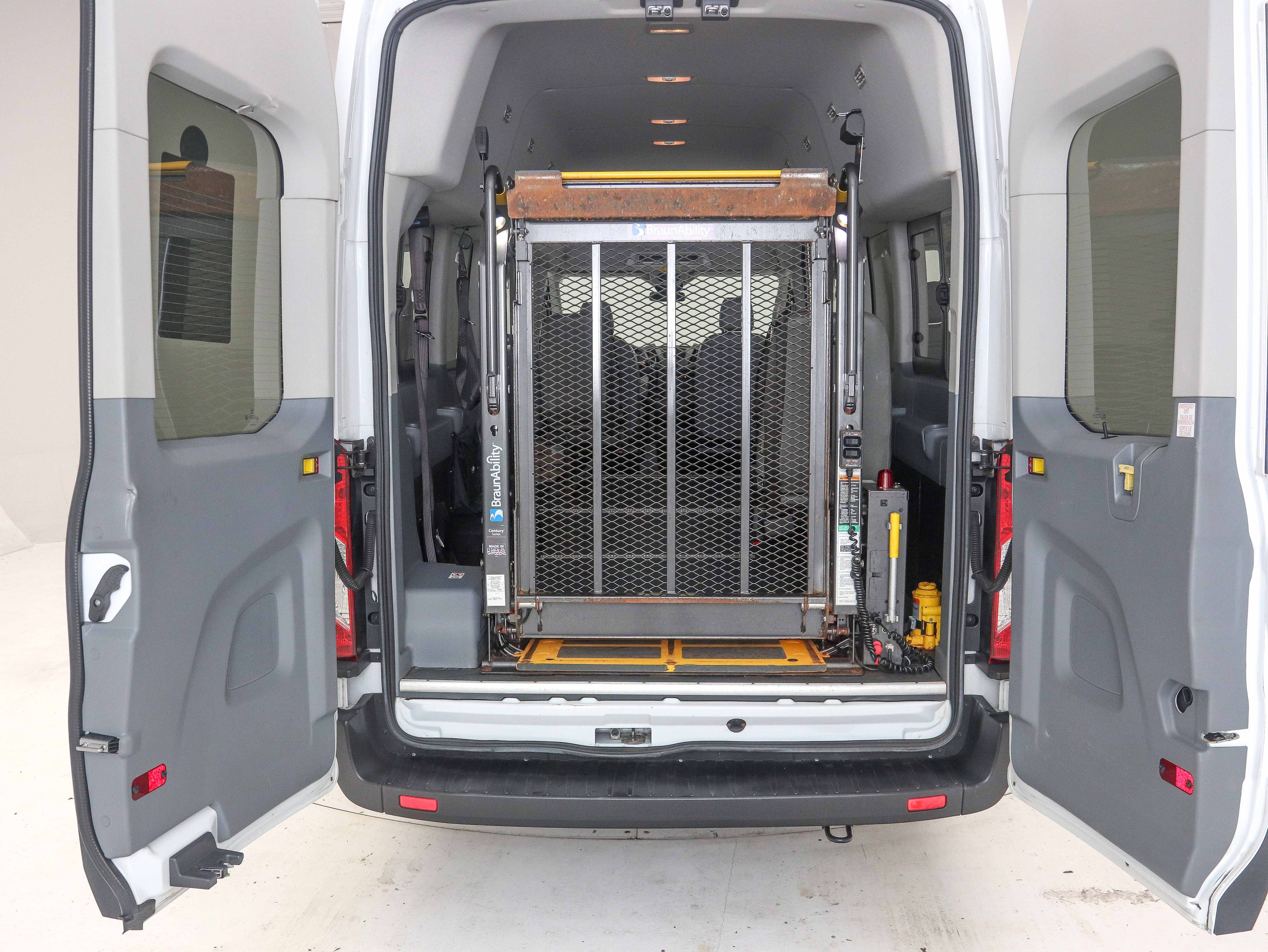 Used 2019 Ford Transit 350 XL RWD image 15