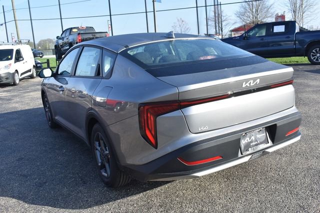 New 2026 Kia K4 LXS FWD image 6