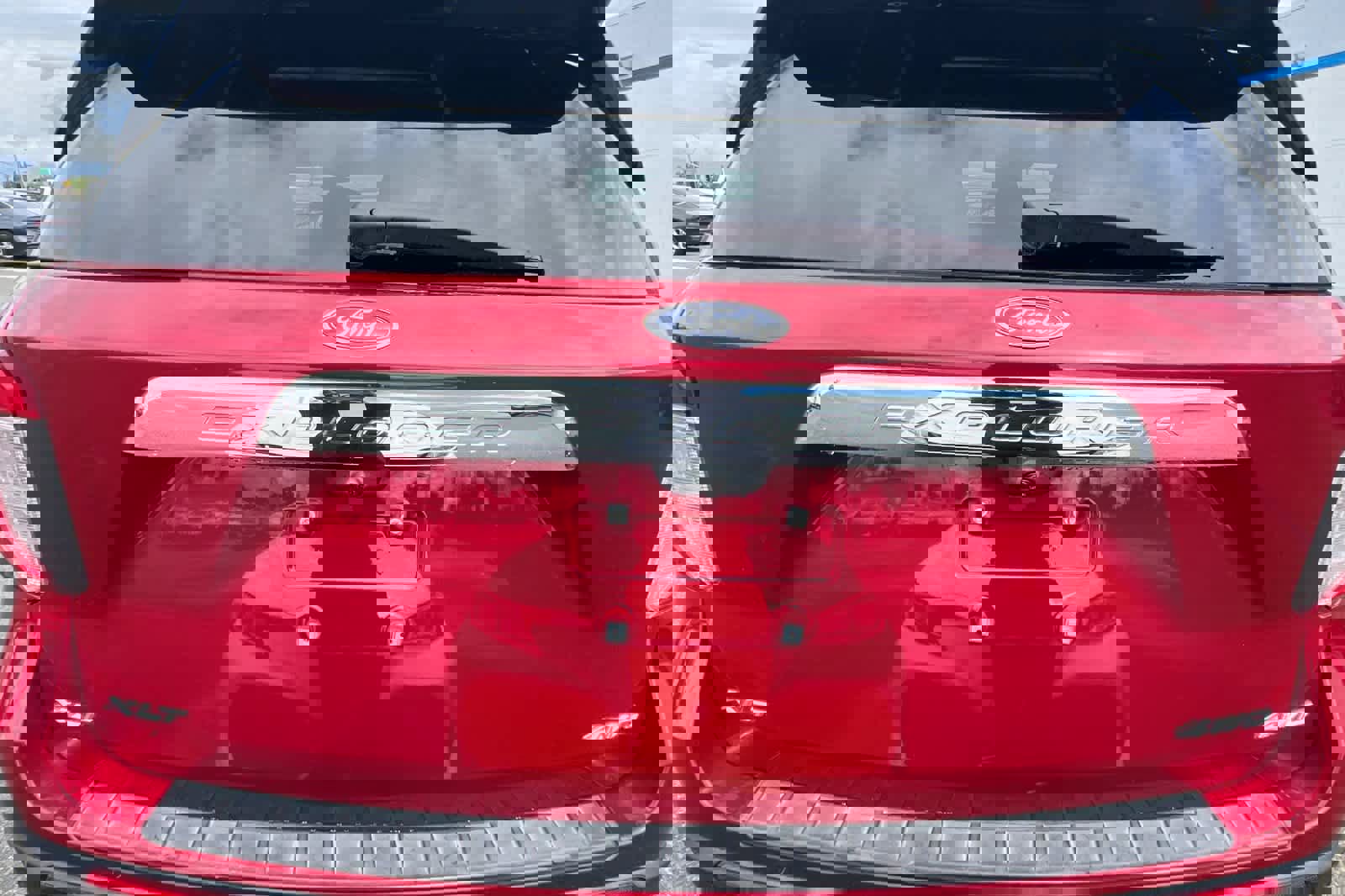 Used 2021 Ford Explorer XLT w/ Equipment Group 202A image 19