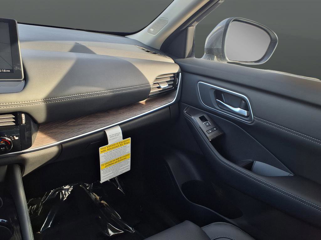 New 2026 Nissan Rogue Platinum w/ Platinum Premium Package image 23