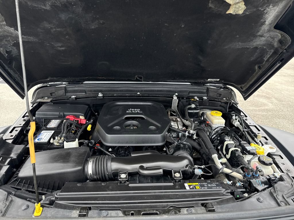 Used 2020 Jeep Wrangler Unlimited Rubicon w/ Dual Top Group image 28