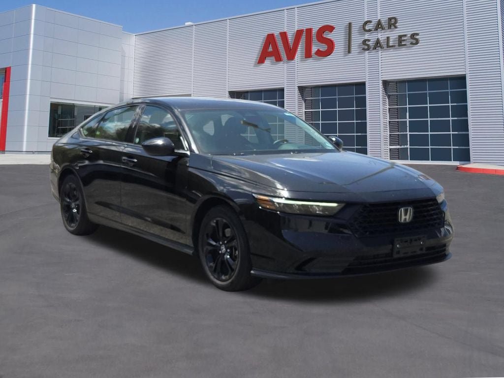 Used 2025 Honda Accord SE image 3