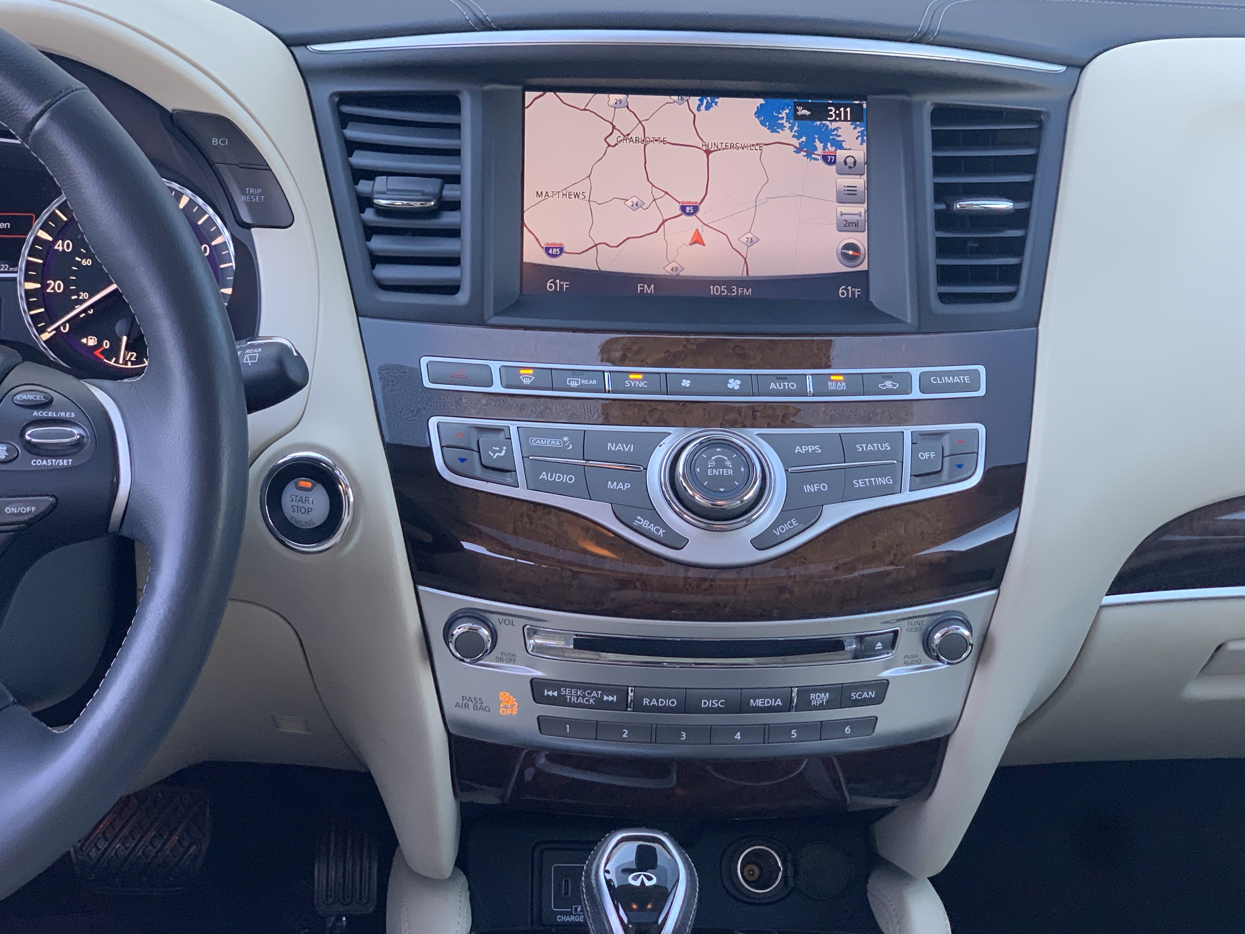 Used 2020 INFINITI QX60 Luxe w/ Sensory Package AWD/4WD image 31