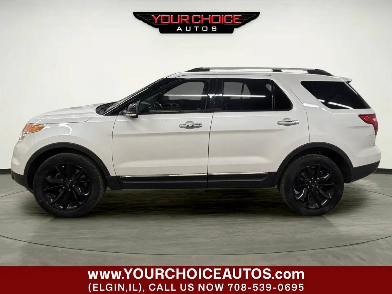 Used 2015 Ford Explorer XLT w/ Equipment Group 202B AWD/4WD image 2