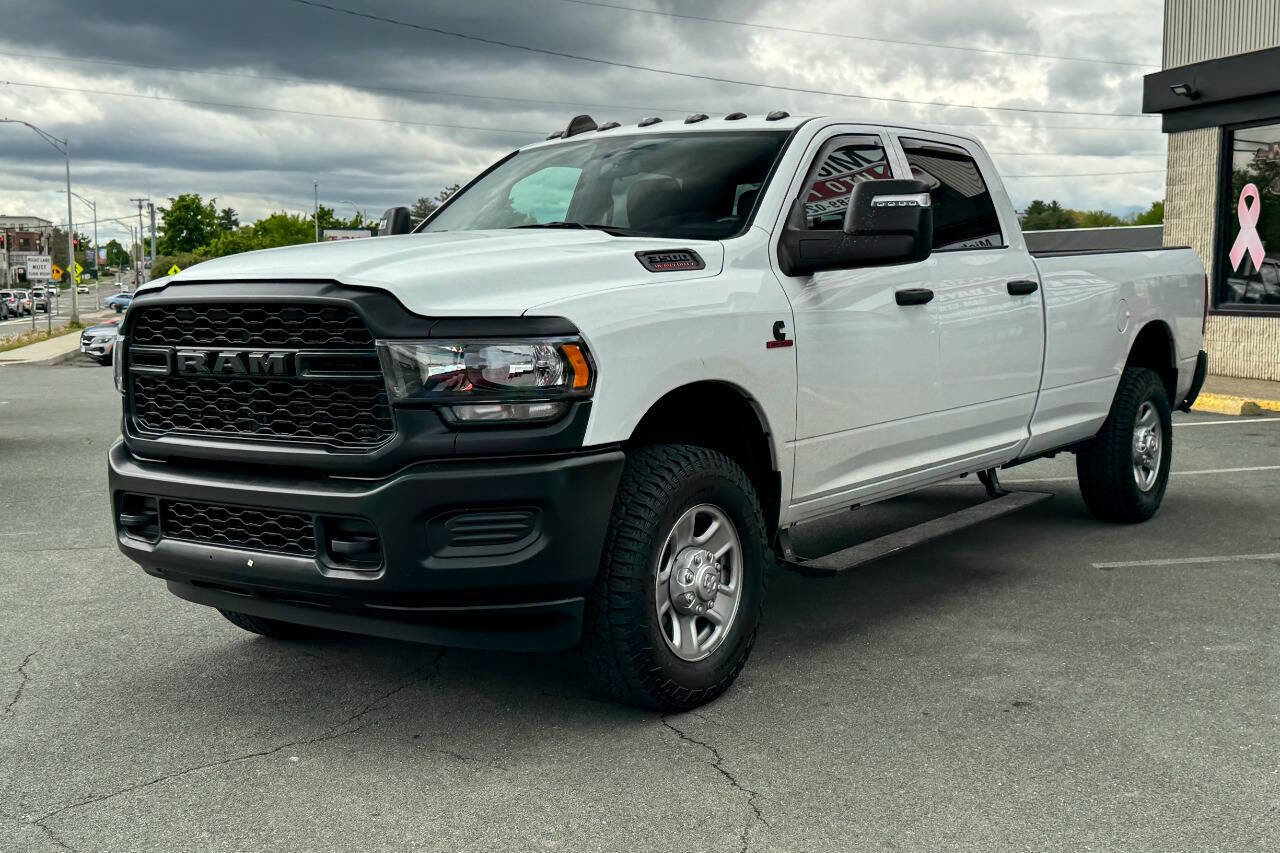 Used 2024 RAM 3500 Tradesman w/ Bed Utility Group AWD/4WD image 8