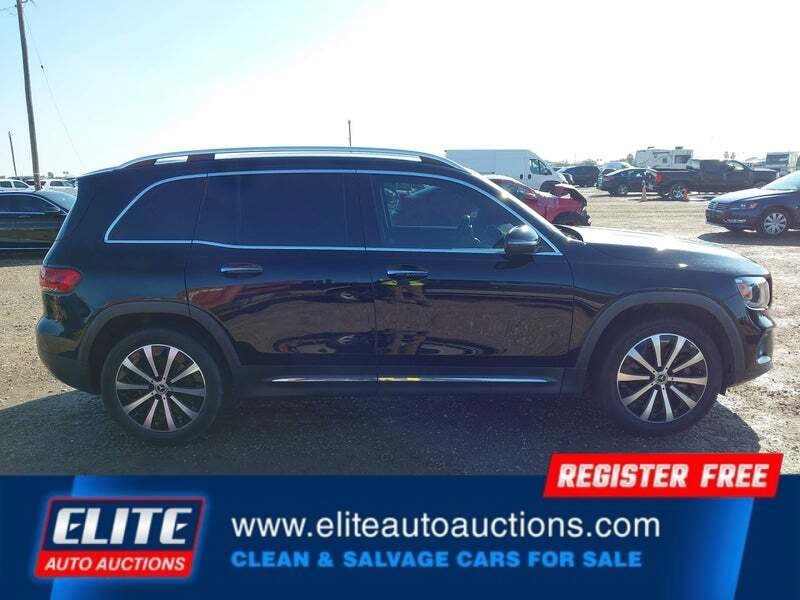 Used 2021 Mercedes-Benz GLB 250 image 26
