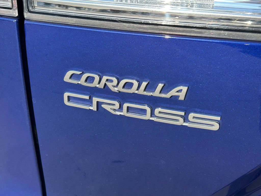 Used 2024 Toyota Corolla Cross LE FWD image 12