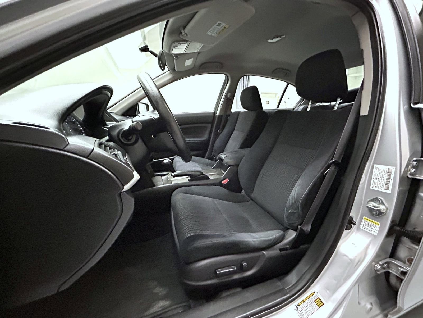 Used 2012 Honda Accord LX image 10