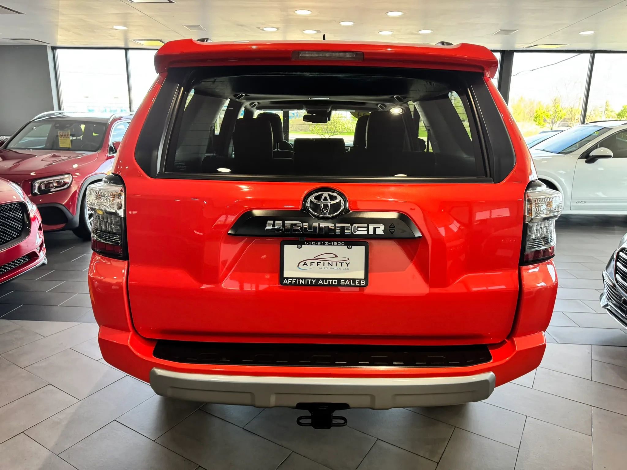 Used 2024 Toyota 4Runner TRD Off-Road Premium w/ Moonroof Package AWD/4WD image 4