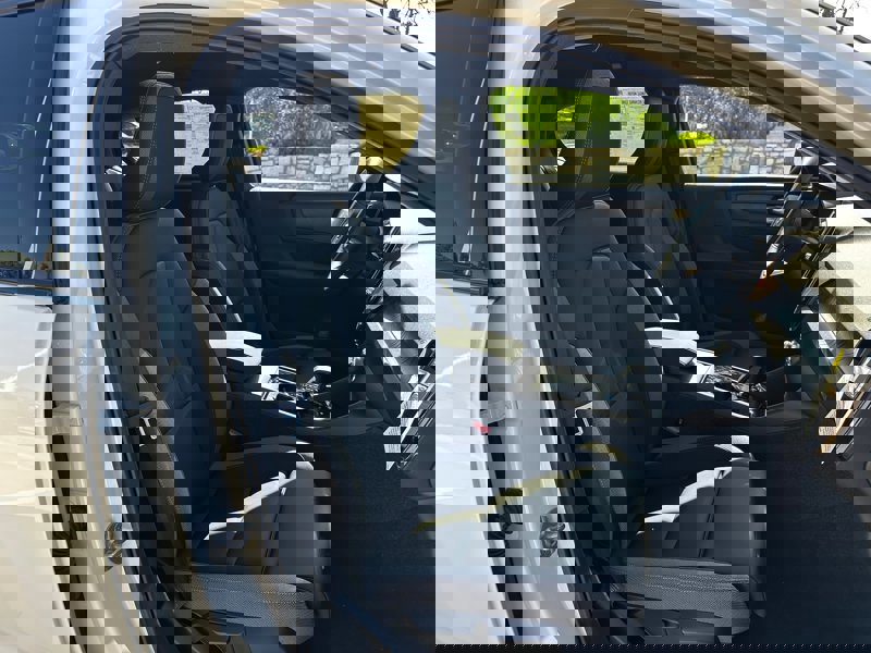 Certified 2024 Volvo C40 Recharge Core w/ Climate Package image 7