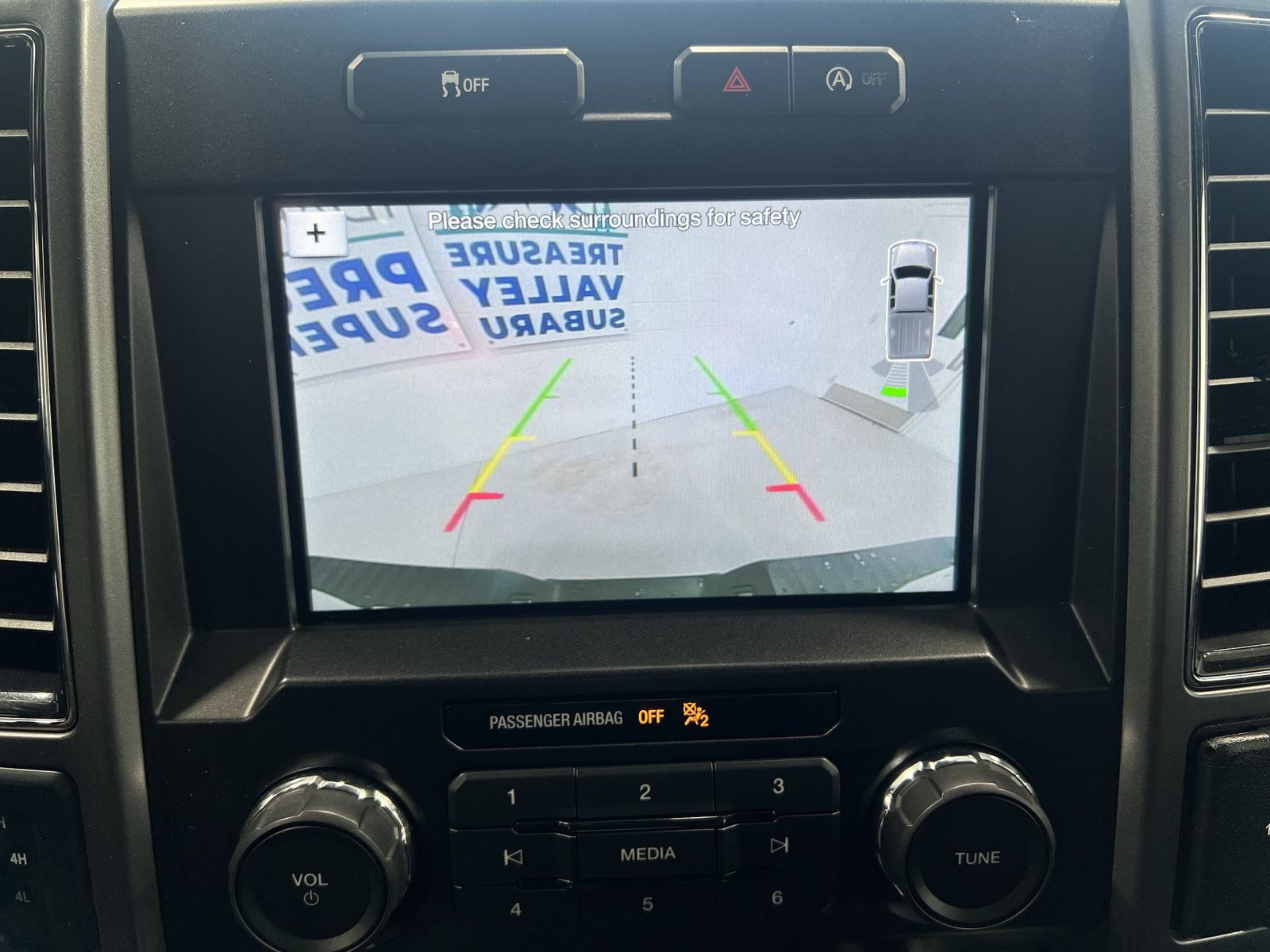 Used 2019 Ford F150 XLT w/ Equipment Group 302A Luxury AWD/4WD image 17