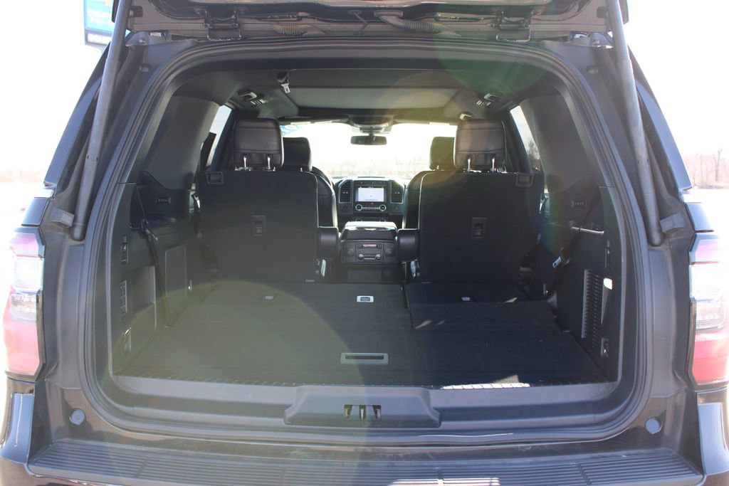 Used 2019 Ford Expedition Limited w/ Equipment Group 301A image 14