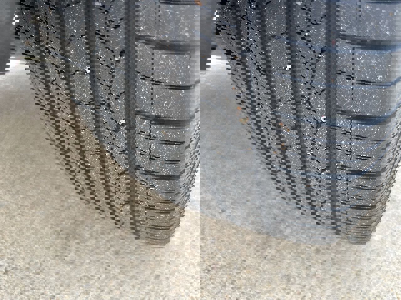 Used 2023 Buick Enclave Essence w/ Trailering Package, 5000 lbs. FWD image 7