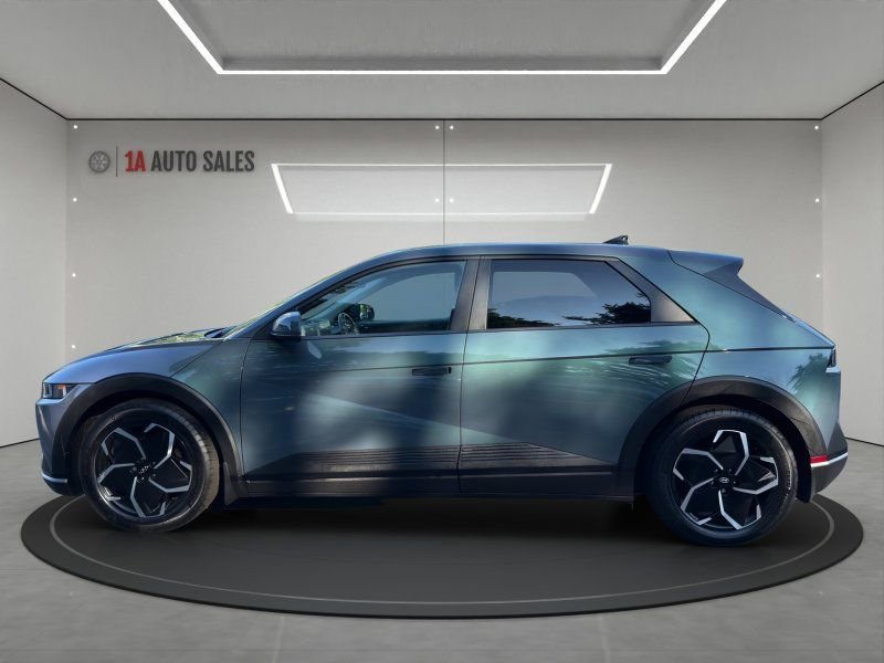Used 2023 Hyundai Ioniq 5 SEL image 2