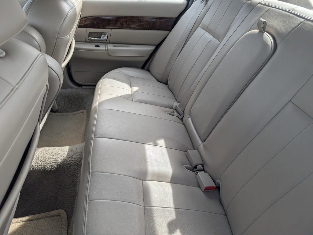 Used 2006 Mercury Grand Marquis LS image 8