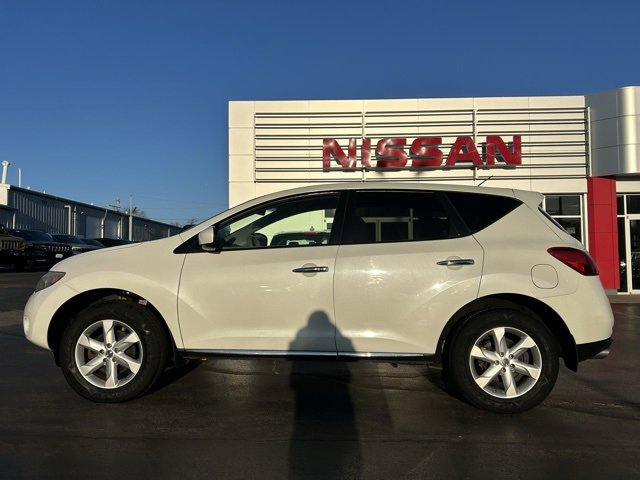 Used 2010 Nissan Murano S image 4