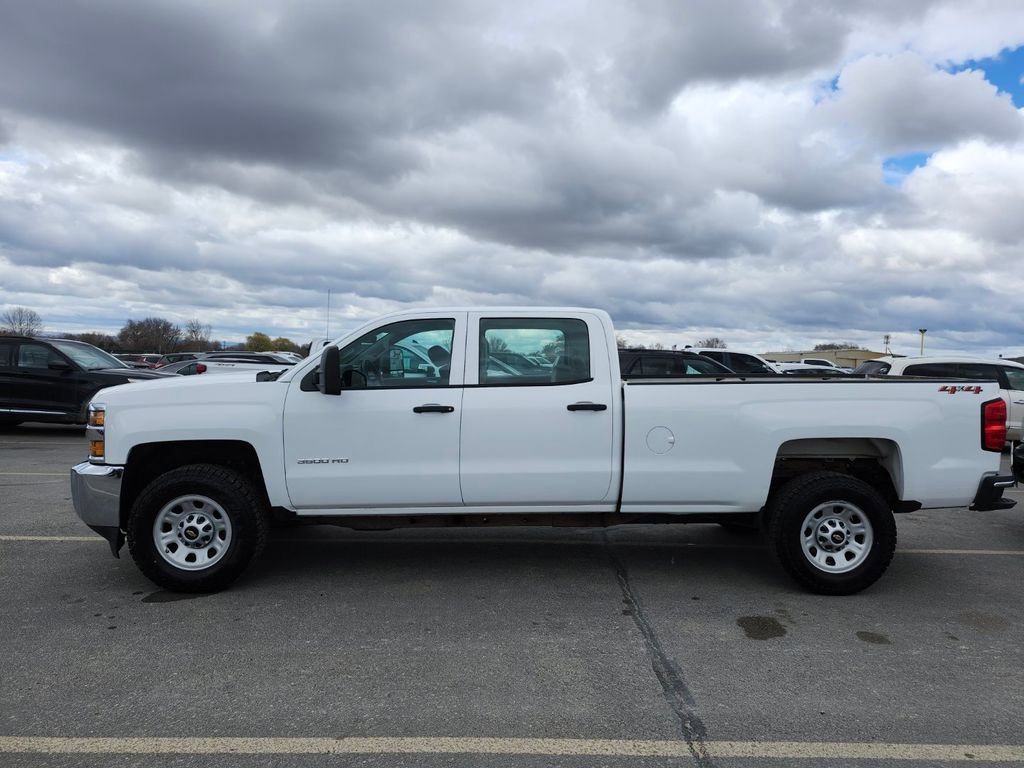 Used 2018 Chevrolet Silverado 3500 W/T AWD/4WD image 10