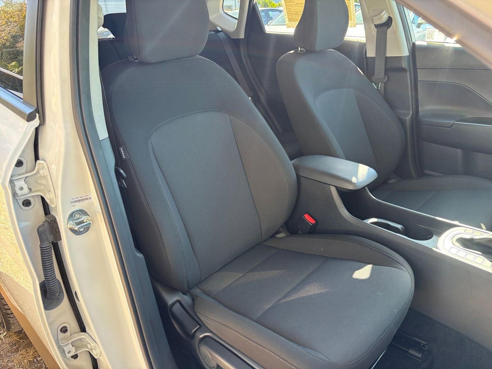 Used 2025 Hyundai Kona SEL image 38