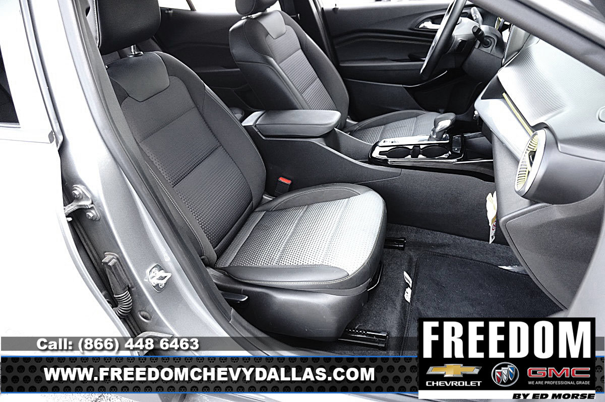 Used 2025 Chevrolet Trax LT w/ Driver Confidence Package FWD image 10