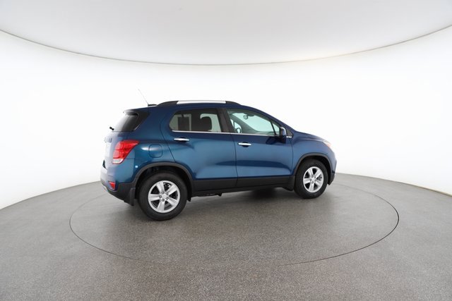 Used 2019 Chevrolet Trax LT w/ LT Convenience Package image 20
