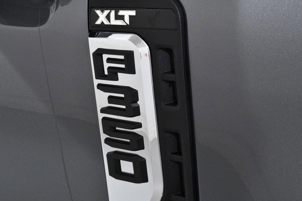 New 2026 Ford F350 XLT w/ FX4 Off-Road Package image 17