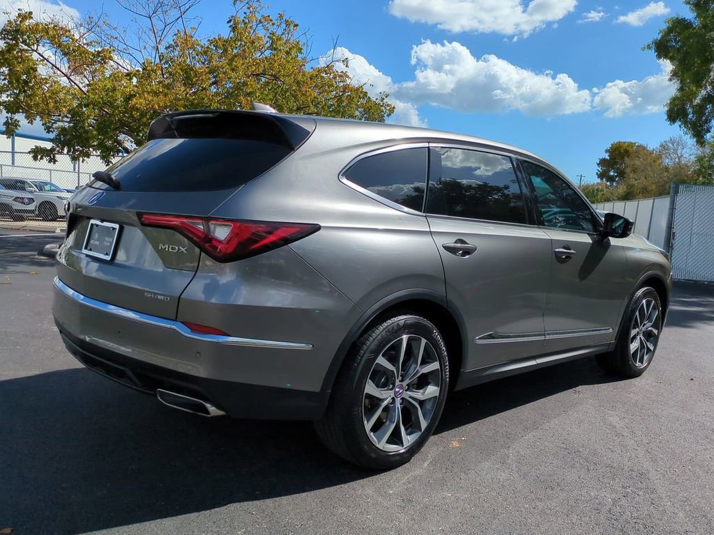 Certified 2024 Acura MDX SH-AWD w/ Technology Package image 4