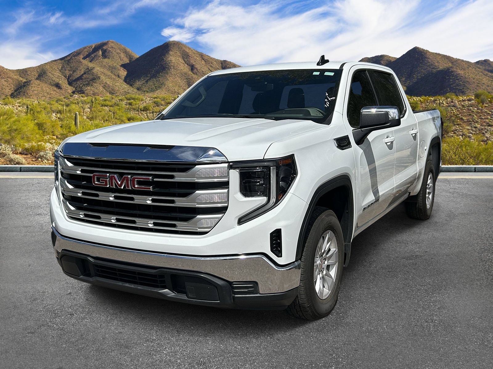 Used 2026 GMC Sierra 1500 SLE RWD image 2