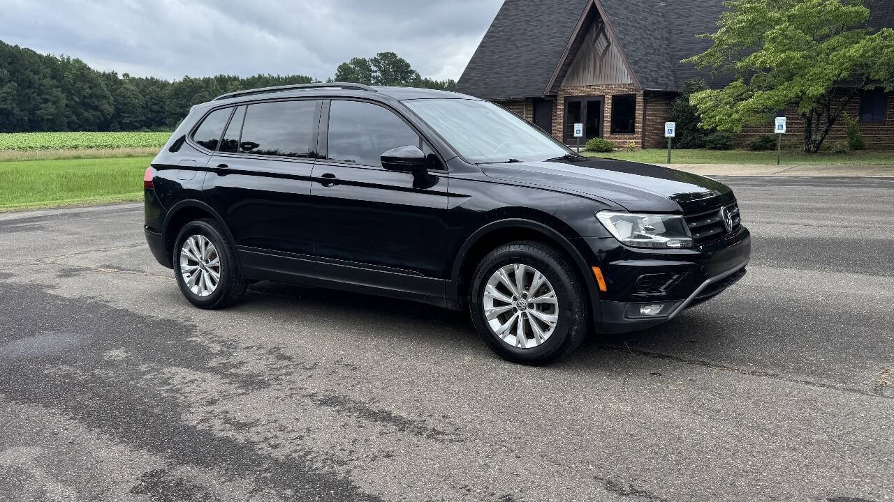 Used 2018 Volkswagen Tiguan S w/ Front Fog Lights Package FWD image 2