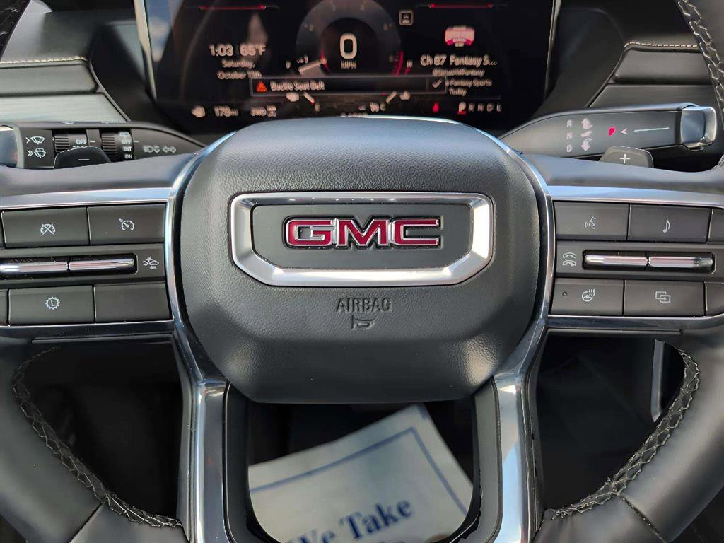 Used 2025 GMC Acadia Elevation image 10