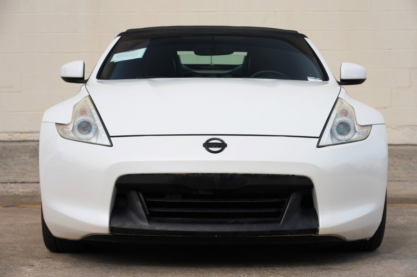 Used 2010 Nissan 370Z Touring RWD image 6