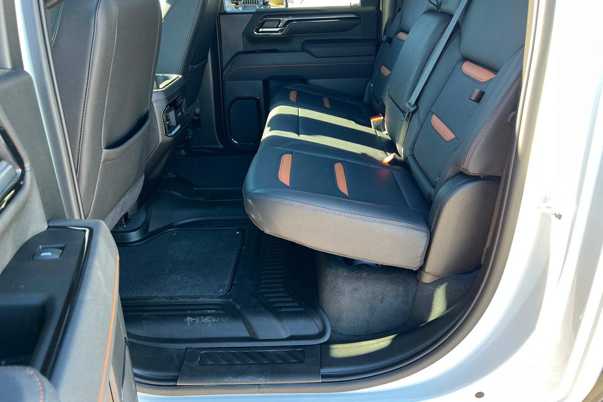 Certified 2025 GMC Sierra 2500 AT4 image 22