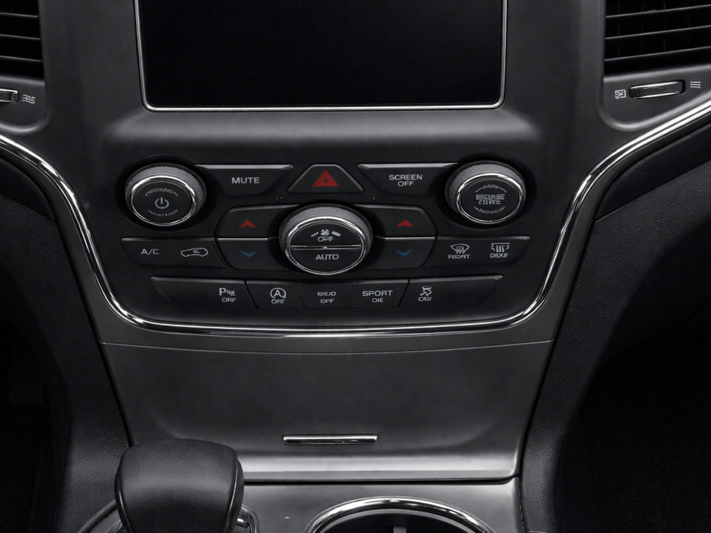 Used 2020 Jeep Grand Cherokee Limited X AWD/4WD image 17