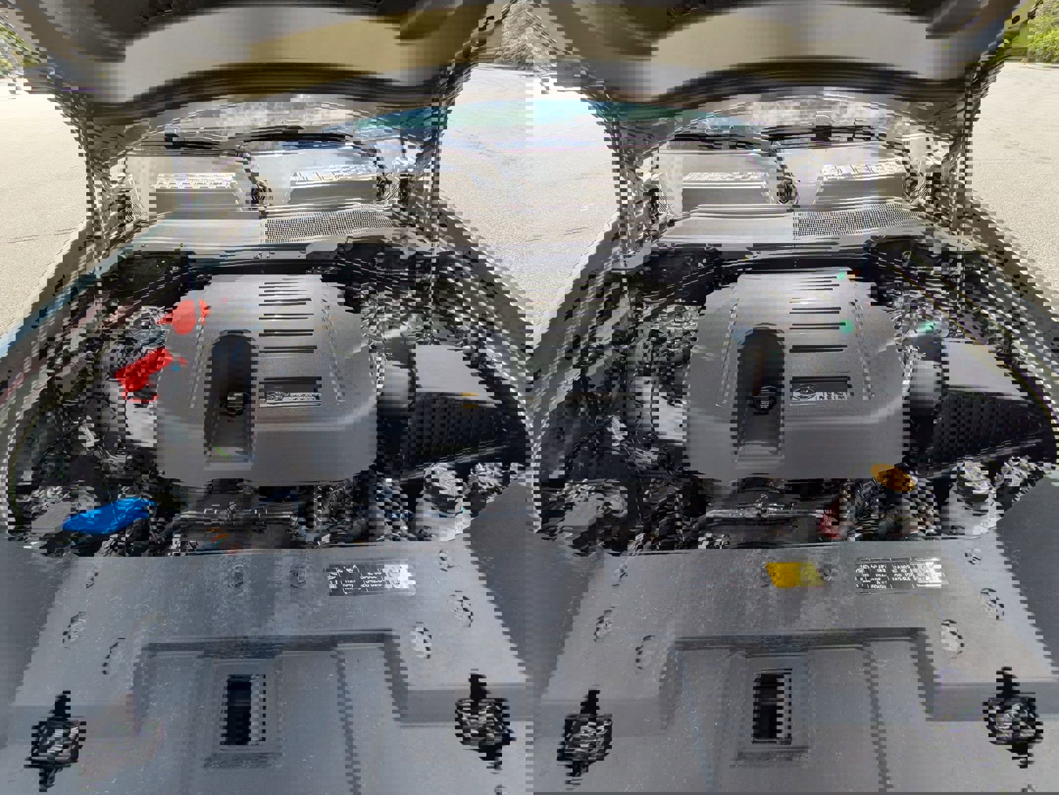 Certified 2024 Land Rover Defender 110 X-Dynamic SE image 32