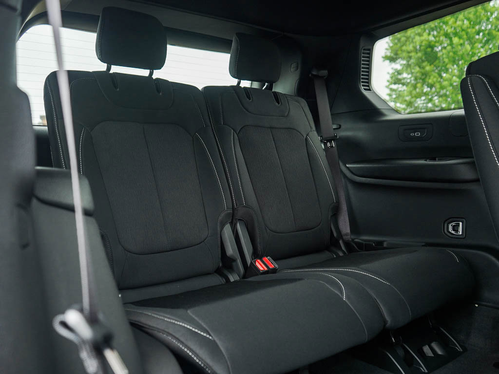 New 2025 Jeep Grand Cherokee L Laredo w/ Luxury Tech Group I image 13