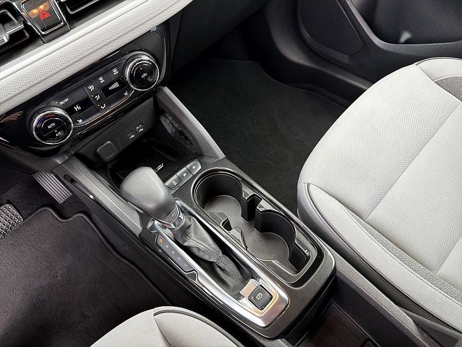 Used 2024 Chevrolet TrailBlazer LT w/ Convenience Package image 17