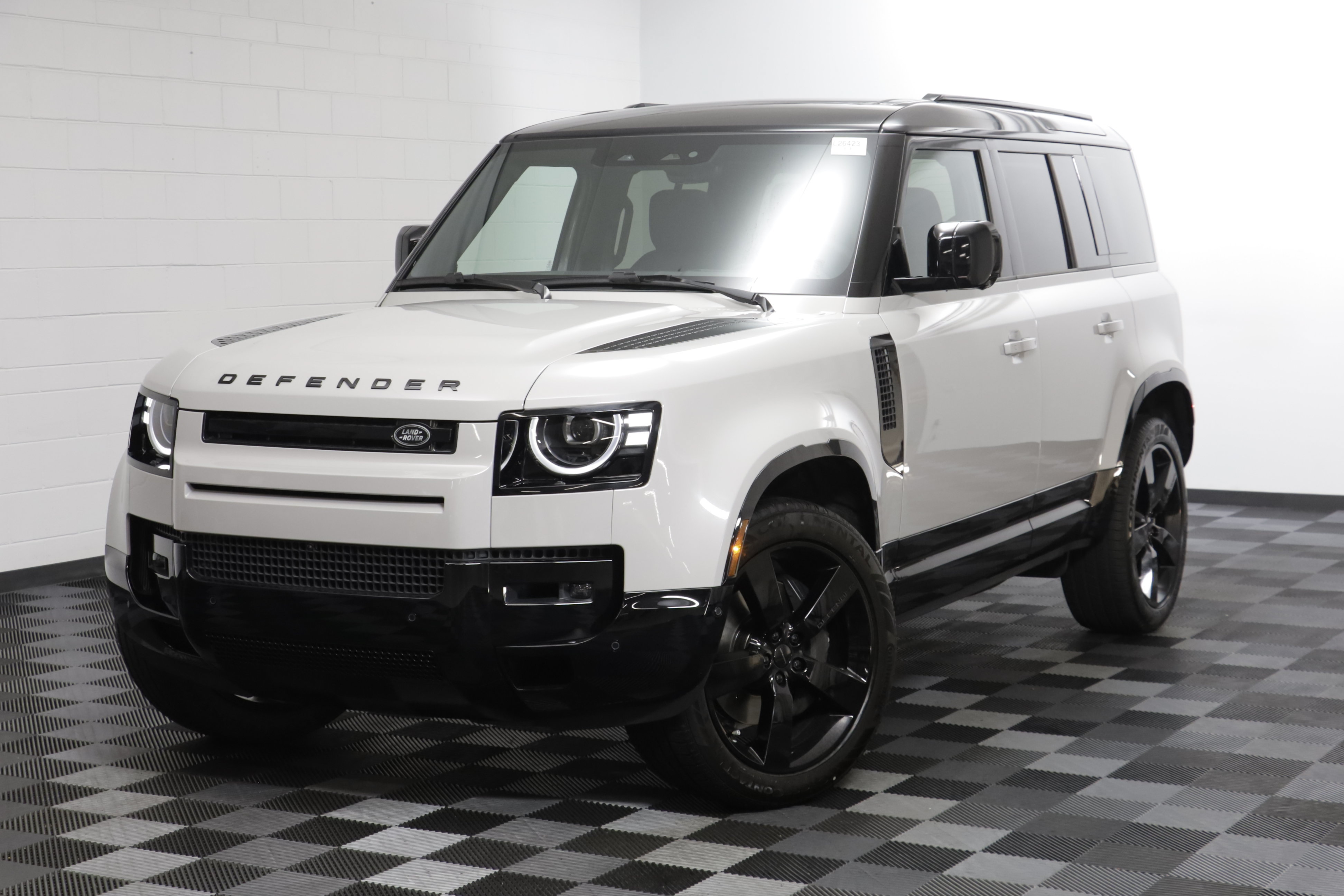 New 2026 Land Rover Defender 110 X-Dynamic SE