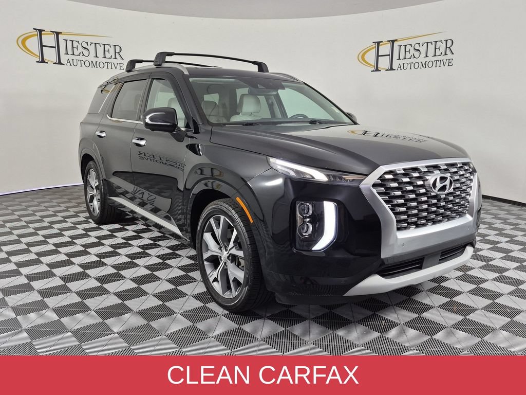 Used 2022 Hyundai Palisade Limited FWD image 2