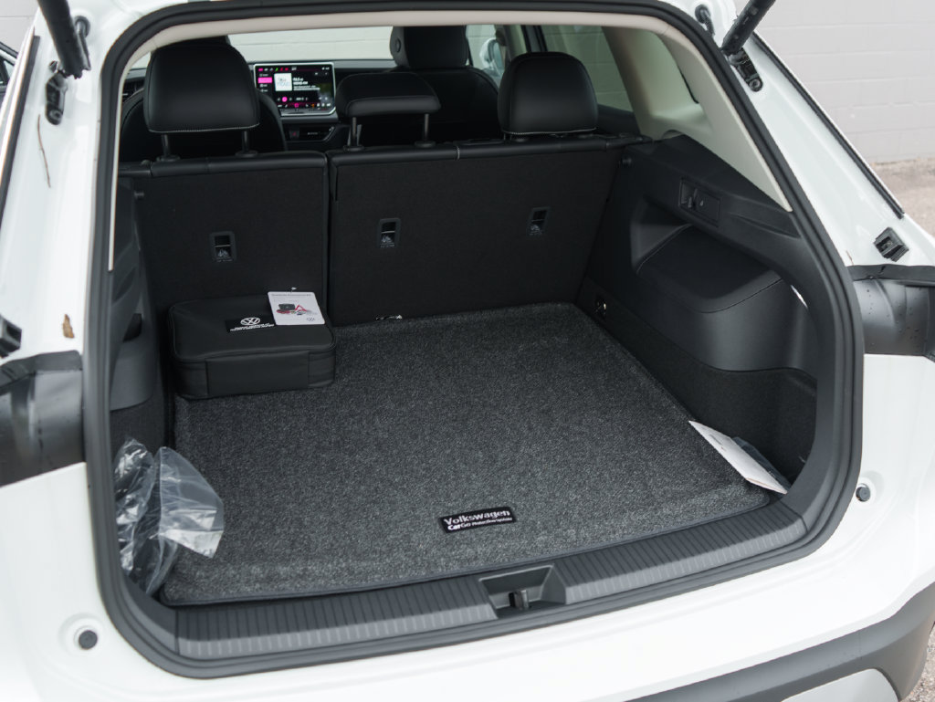 New 2026 Volkswagen Tiguan SE AWD/4WD image 6