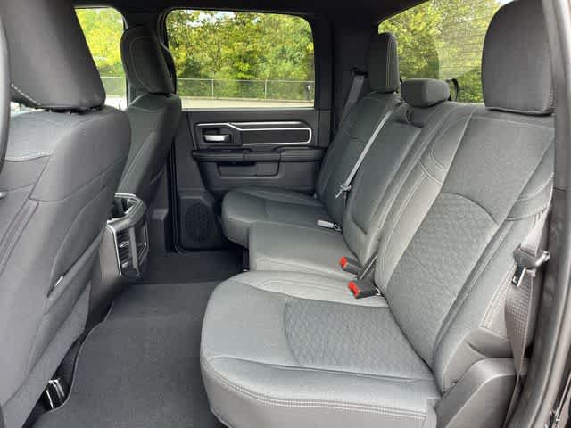 New 2026 RAM 3500 Big Horn AWD/4WD image 16