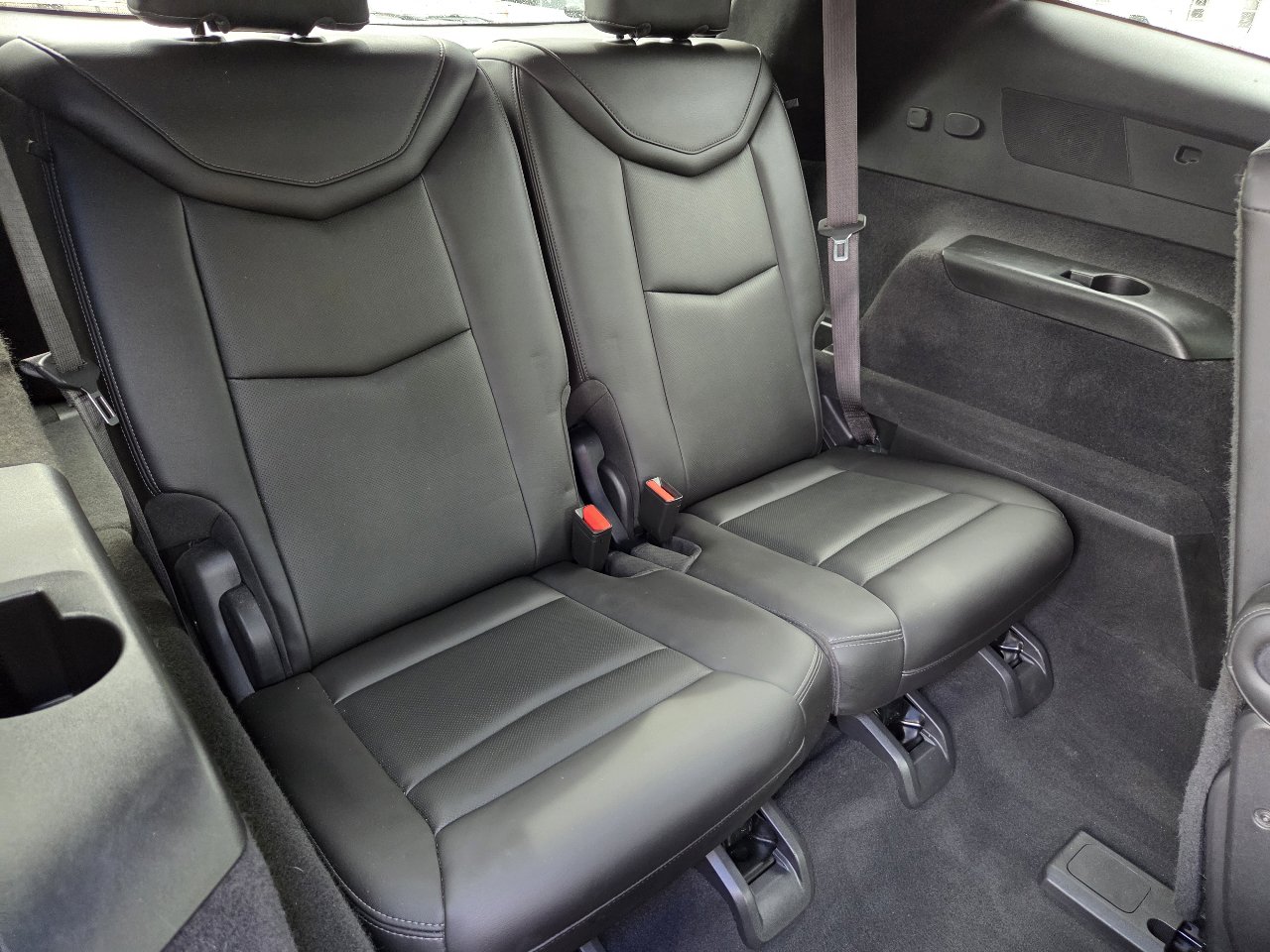 Used 2022 Cadillac XT6 Premium Luxury image 16