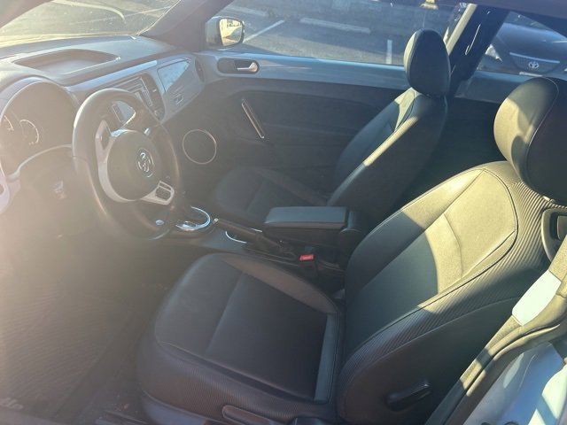 Used 2014 Volkswagen Beetle 1.8T image 3