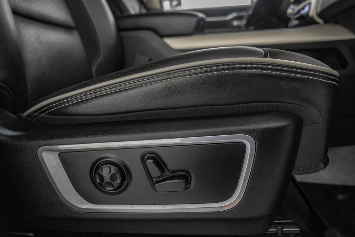 Used 2021 RAM 1500 Laramie image 34