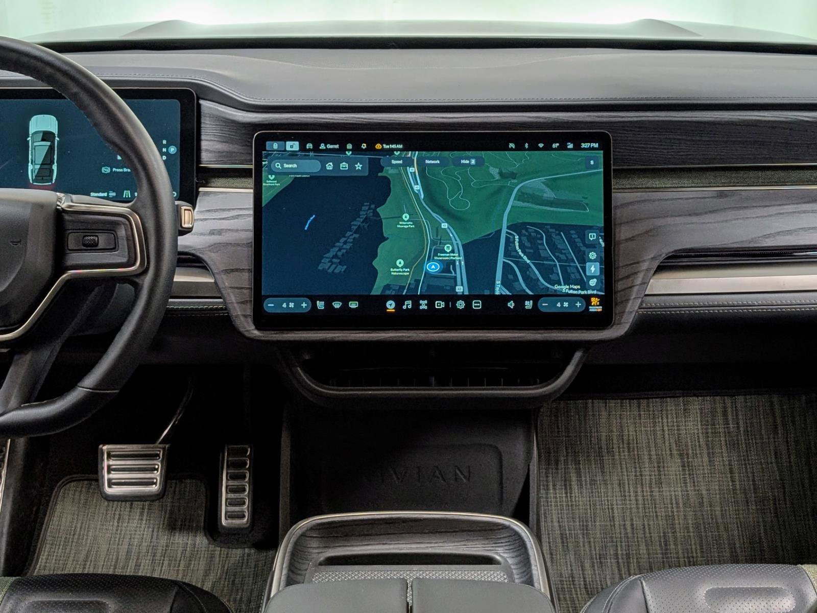 Used 2024 Rivian R1S Adventure AWD/4WD image 34