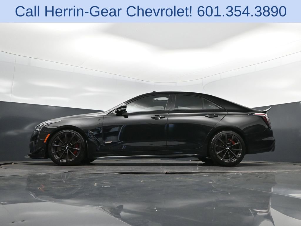 Used 2022 Cadillac CT4 V Blackwing w/ Carbon Fiber 1 Package image 39