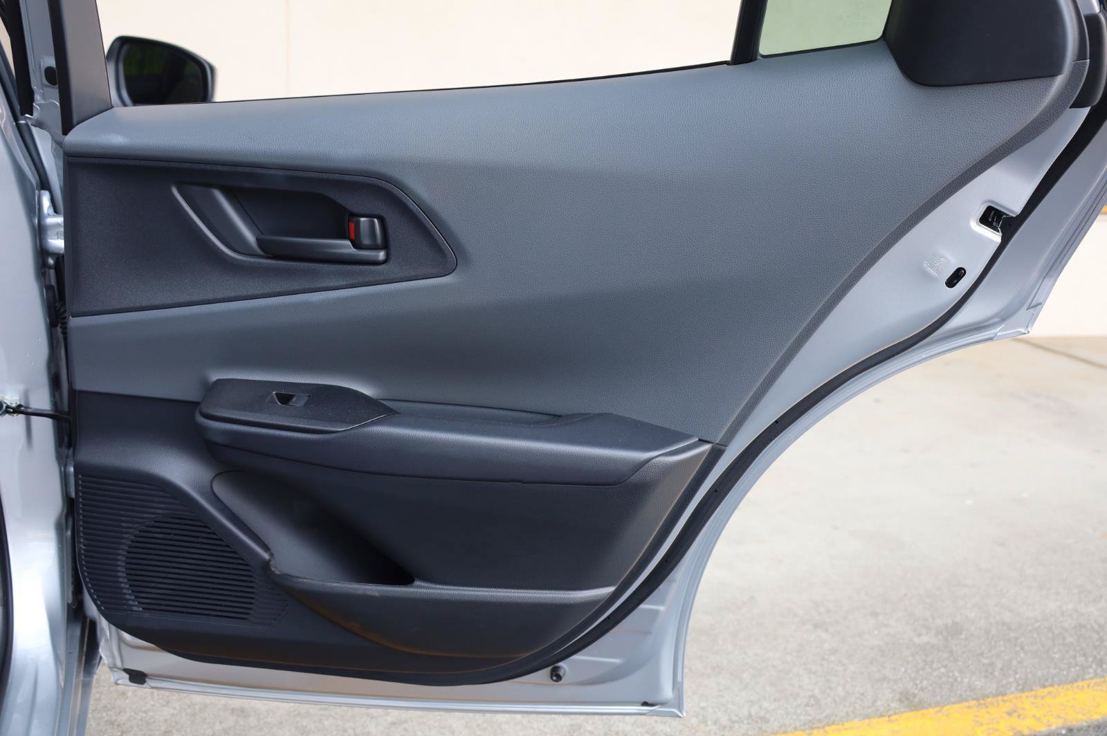 Used 2024 Toyota Prius LE FWD image 22