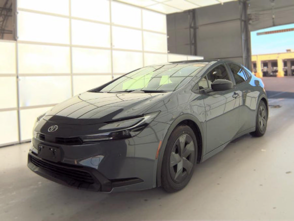 Used 2025 Toyota Prius LE FWD image 1